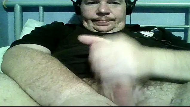 Snapshot of mrhardcock12 chatting on 02.19.26 mrhardcock12 online show from 02.19.26