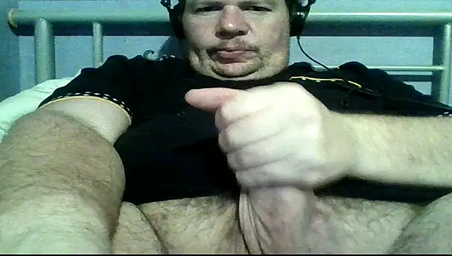 Snapshot of mrhardcock12 chatting on 02.21.26 mrhardcock12 online show from 02.21.26