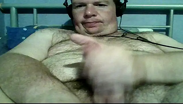 Snapshot of mrhardcock12 chatting on 04.09.26 mrhardcock12 online show from 04.09.26