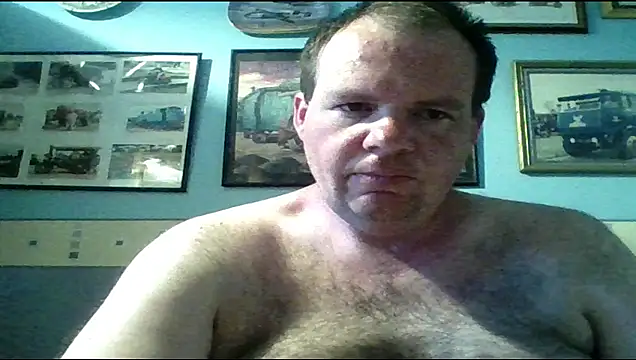 Snapshot of mrhardcock12 chatting on 04.25.26 mrhardcock12 online show from 04.25.26