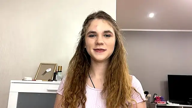 Snapshot of DiedraGlackin chatting on 12.13.25 DiedraGlackin online show from 12.13.25