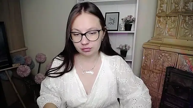 Snapshot of LiliaErmi chatting on 08.08.26 LiliaErmi online show from 08.08.26