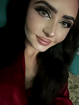 Snapshot of GoldFlow8888 chatting on 12.16.25 GoldFlow8888 online show from 12.16.25