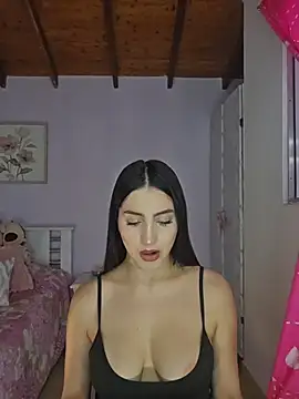 Snapshot of Esmeralda_Rossi chatting on 02.25.26 Esmeralda Rossi online show from 02.25.26