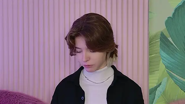 Misty Wade online show from 01.17.26