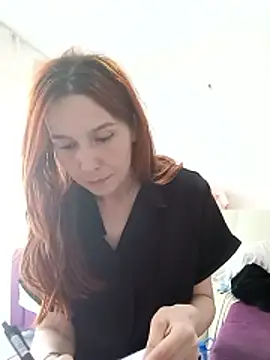 Snapshot of Atwsliiikizilll chatting on 06.17.26 Atwsliiikizilll online show from 06.17.26
