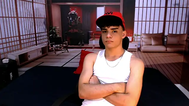 Snapshot of RyanConnerr chatting on 12.17.25 RyanConnerr online show from 12.17.25