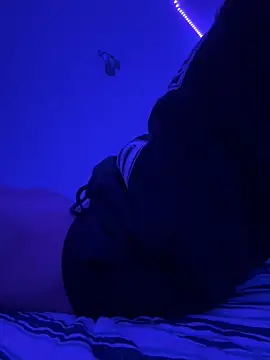 faces818 online show from 04.14.26