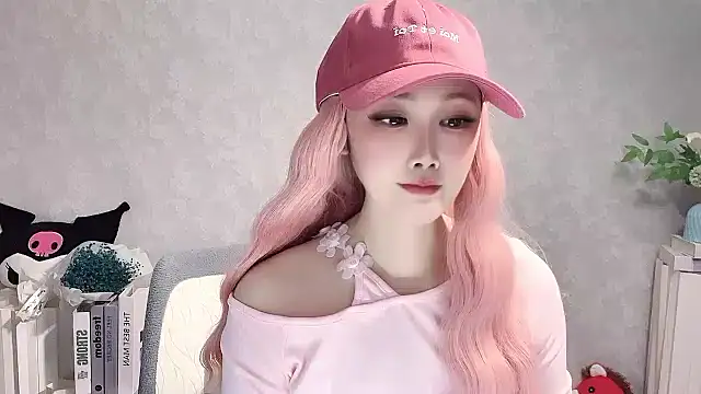 Pinkgirl520 online show from 04.11.26