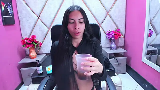 Alana Hotterr online show from 01.16.26