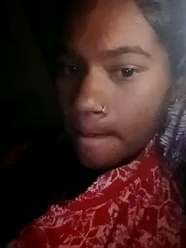 Snapshot of swartilodhi123 chatting on 12.17.25 swartilodhi123 online show from 12.17.25