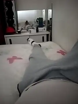 Snapshot of ChocolateDick1738 chatting on 12.17.25 ChocolateDick1738 online show from 12.17.25