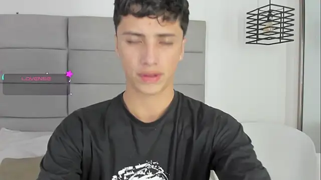 JoshClaarktt online show from 04.08.26