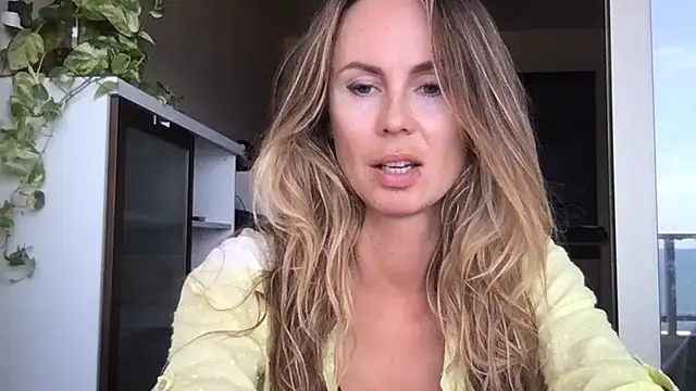 LeMilf online show from 06.17.26