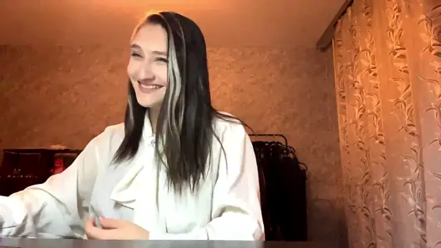 ShonnaSteffensmeier online show from 12.22.25