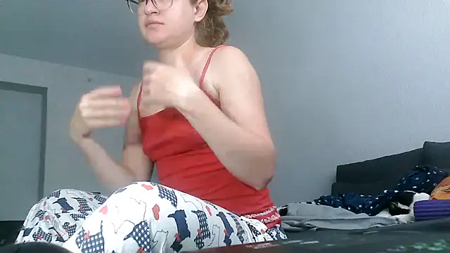 Snapshot of Alice_newhome chatting on 06.29.26 Alice newhome online show from 06.29.26