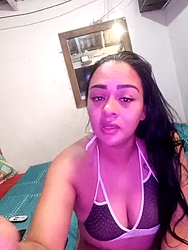 Snapshot of Karen_Kemmerr chatting on 12.15.25 Karen Kemmerr online show from 12.15.25