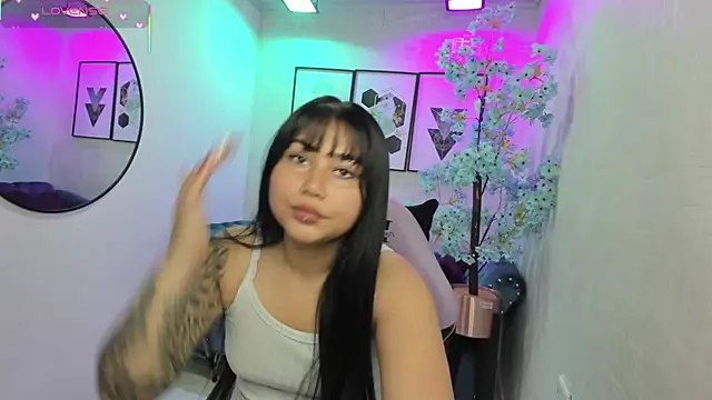 Snapshot of Carolina_cherry chatting on 06.26.26 Carolina cherry online show from 06.26.26
