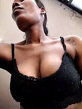 Shaara bloommy online show from 02.15.26