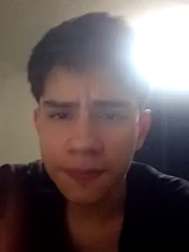 Snapshot of Sink198 chatting on 12.14.25 Sink198 online show from 12.14.25