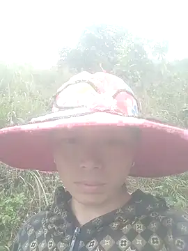 Yu Ethnicgirl online show from 12.17.25