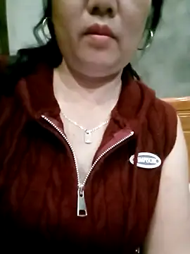 Snapshot of Dianna68 chatting on 02.17.26 Dianna68 online show from 02.17.26