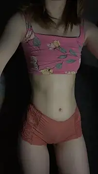 Snapshot of Carti_er chatting on 12.16.25 Carti er online show from 12.16.25