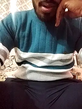 Snapshot of moonlightTower chatting on 12.14.25 moonlightTower online show from 12.14.25