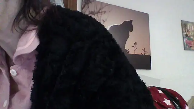 Lunamaya7 online show from 12.23.25