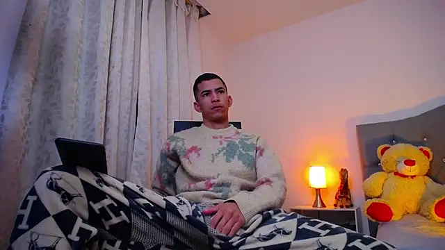 TOMBOYSEXX online show from 01.06.26