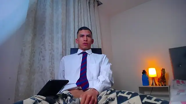 TOMBOYSEXX online show from 04.21.26