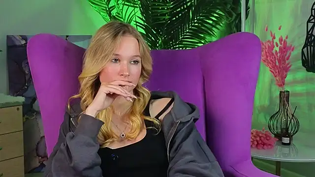 ElizFait online show from 12.14.25