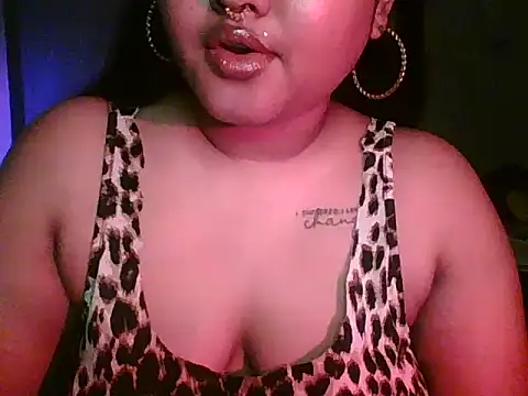 Snapshot of sonal-6 chatting on 03.18.26 sonal-6 online show from 03.18.26