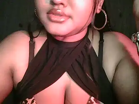 Snapshot of sonal-6 chatting on 03.26.26 sonal-6 online show from 03.26.26