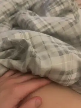 Snapshot of harrygeorge18 chatting on 12.14.25 harrygeorge18 online show from 12.14.25