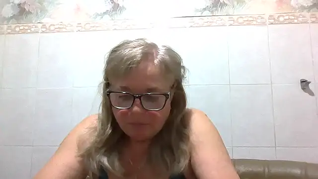 LinaLight88 online show from 04.15.26