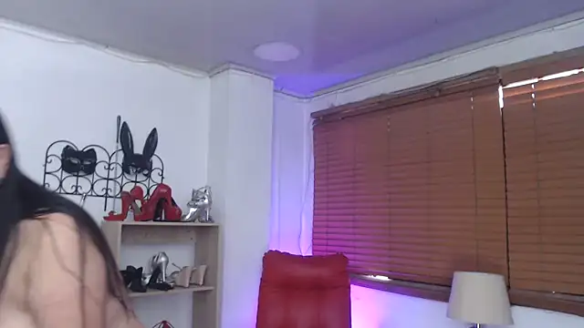 paola xm online show from 02.20.25