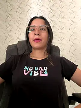 Val12777 online show from 12.17.25