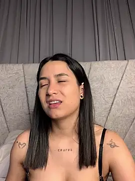 Val12777 online show from 02.12.26