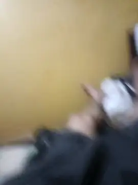 Snapshot of manuuu99891 chatting on 12.15.25 manuuu99891 online show from 12.15.25