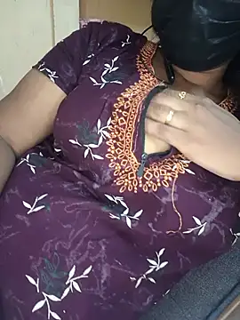 Snapshot of tamilsaisree chatting on 07.02.26 tamilsaisree online show from 07.02.26