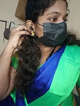 Snapshot of tamilsaisree chatting on 07.28.26 tamilsaisree online show from 07.28.26