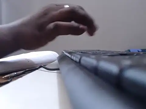 Snapshot of Da_Silva_Silva chatting on 12.16.25 Da Silva Silva online show from 12.16.25