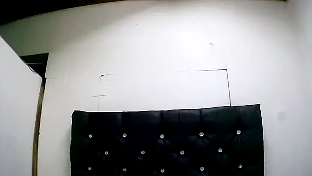 THICKBARBIE32 online show from 02.04.26