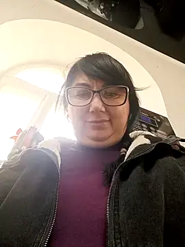 MariSwan222 online show from 04.14.26