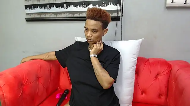 JANIELEE8x online show from 12.19.25