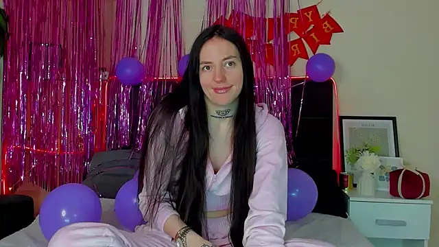 Snapshot of AdrianaCult chatting on 02.20.26 AdrianaCult online show from 02.20.26