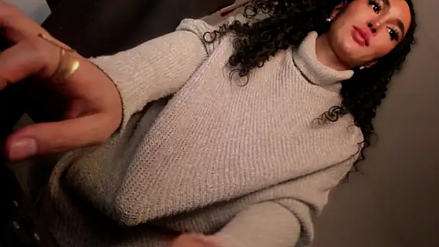 mxshemale ladyboy online show from 10.12.25