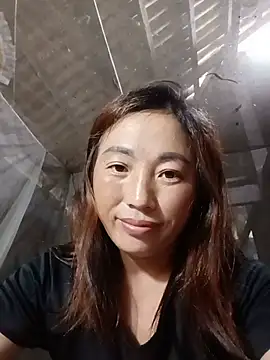 Snapshot of seacyre chatting on 07.18.26 seacyre online show from 07.18.26