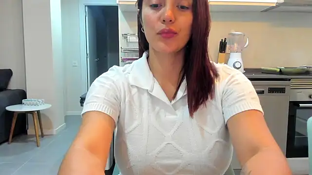 Snapshot of lara_beker chatting on 05.22.26 lara beker online show from 05.22.26
